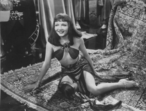 Claudette Colbert in film "Cleopatra" (1937)
