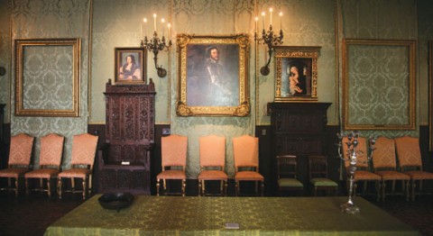 South Wall of the Dutch Room in the Isabella Stewart Gardner Room. The frame on the left held Rembrandt's "A Lady and Gentleman in Black" (1633) and the frame on the right held Rembrandt's "The Storm on the Sea of Galilee" (1633)
