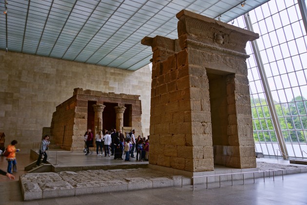 Temple of Dendur, c. 15 BC. Dendur, Egypt. Located at the Metropolitan Museum of Art. Image courtesy Wikipedia via Jean-Christophe BENOIST