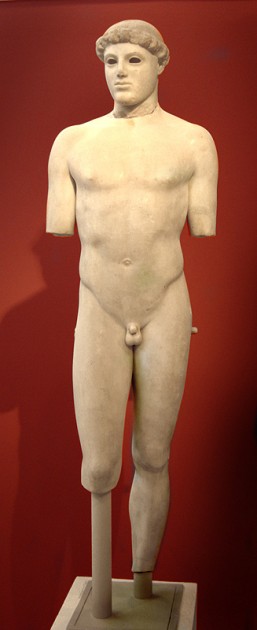 Kritios Boy, c. 480 BCE. Archaeological Museum, Athens. Image courtesy Wikipedia